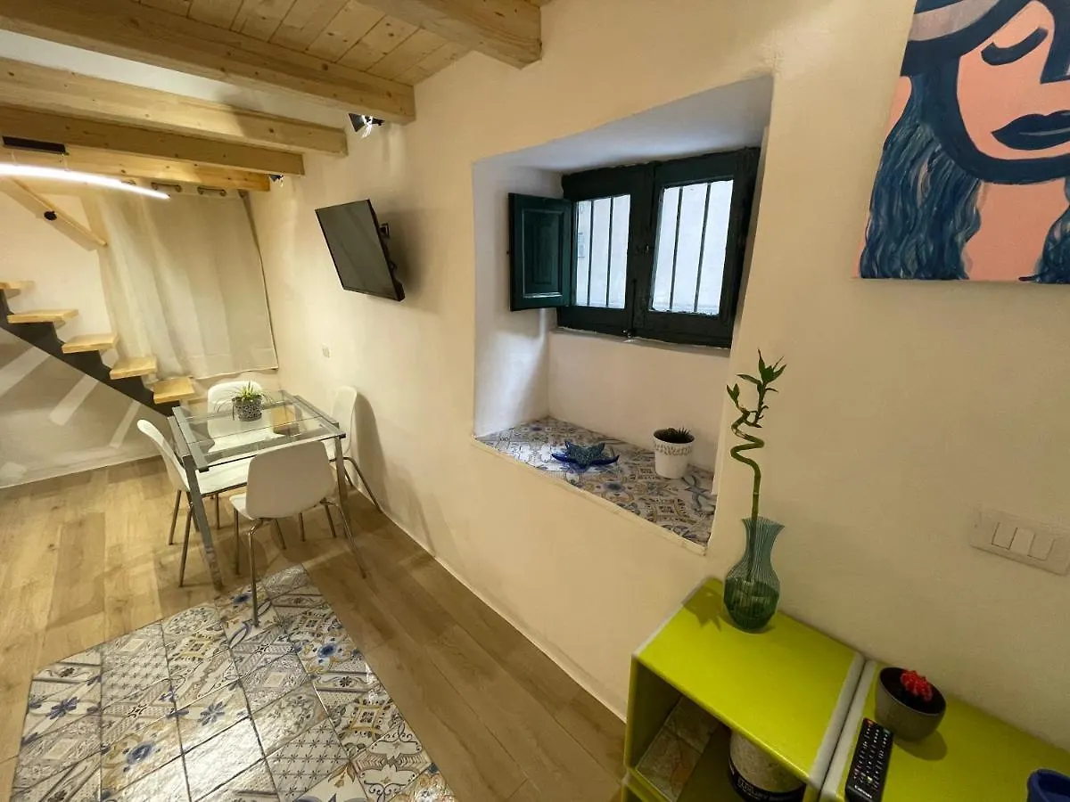 Rosalia Loft, Nel Cuore Di Ballaro A Palermoアパートメント パレルモ